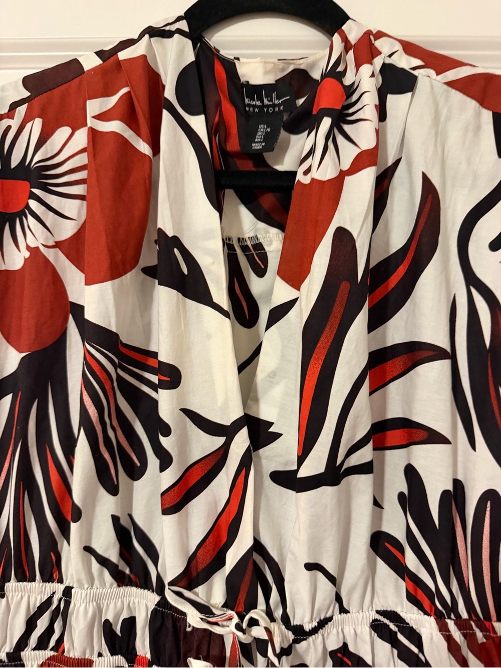 Nicole Miller White Maxi Dress with Red and Black Floral Print - Picture 3 of 3